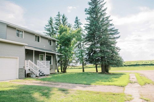 3219 Olson Street, Donalda, AB - Outdoor