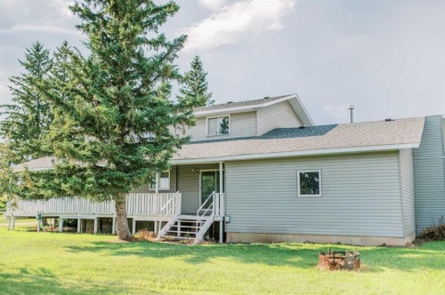 3219 Olson Street, Donalda, AB - Outdoor With Deck Patio Veranda