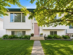 6103 54 Street Rocky Mountain House, AB T4T 1N8