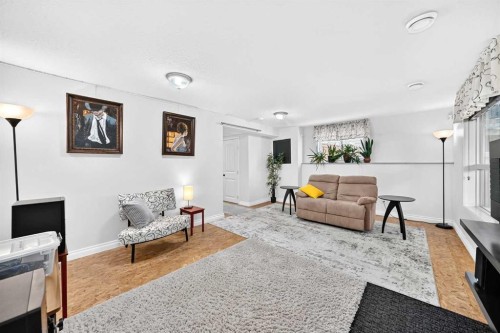 60 Arthur Close, Red Deer, AB - Indoor