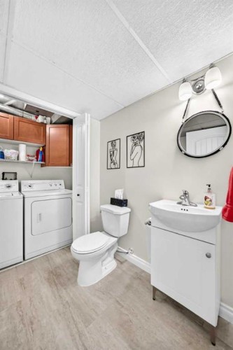 60 Arthur Close, Red Deer, AB - Indoor