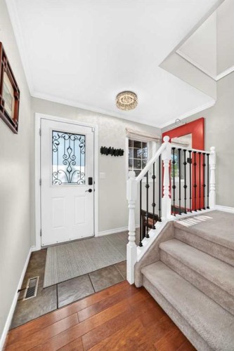 60 Arthur Close, Red Deer, AB - Indoor