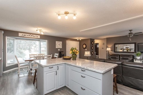 8 Caswell Close, Red Deer, AB - Indoor Photo Showing Kitchen