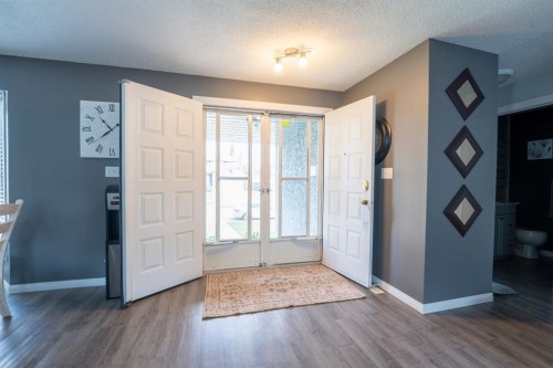 8 Caswell Close, Red Deer, AB - Indoor Photo Showing Other Room