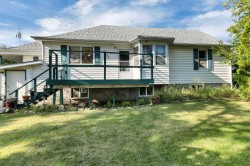 5156 47 Street Innisfail, AB T4G 1L7