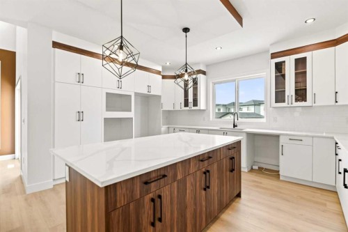 87 Linden Place, Rural Red Deer County, AB - Indoor Photo Showing Kitchen With Upgraded Kitchen