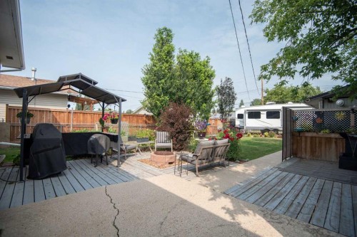 4606 51 Avenue, Bentley, AB - Outdoor With Deck Patio Veranda With Exterior