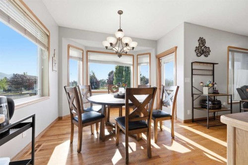 125 Ainsworth Crescent, Red Deer, AB - Indoor Photo Showing Dining Room