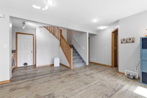 125 Ainsworth Crescent, Red Deer, AB - Indoor Photo Showing Other Room