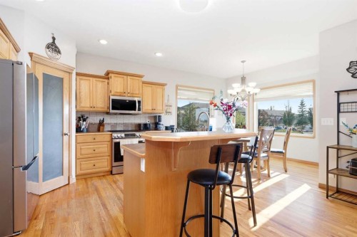 125 Ainsworth Crescent, Red Deer, AB - Indoor Photo Showing Kitchen