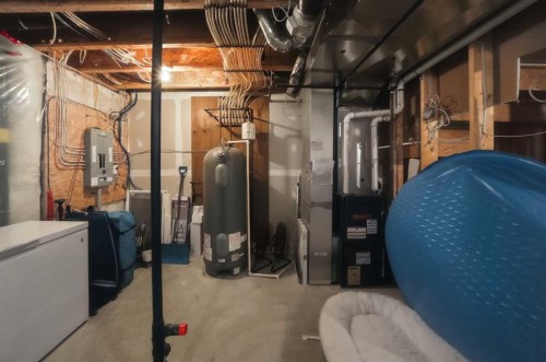 34 Rafferty Court, Sylvan Lake, AB - Indoor Photo Showing Basement