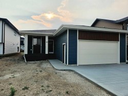 22 Tagish Avenue Red Deer, AB T4P 0Y7