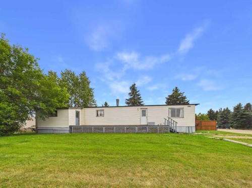 D12-5500 Womacks, Blackfalds, AB 