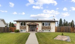 4504 66 Street Close Camrose, AB T4V 2T2