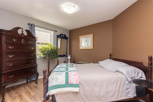 146 Truant Crescent, Red Deer, AB - Indoor Photo Showing Bedroom