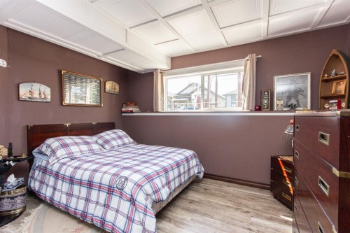 146 Truant Crescent, Red Deer, AB - Indoor Photo Showing Bedroom