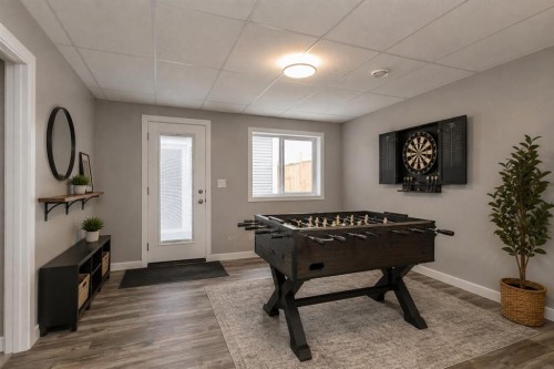 146 Truant Crescent, Red Deer, AB - Indoor Photo Showing Other Room