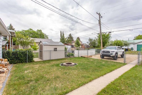 5709 49 Avenue, Lacombe, AB - Outdoor