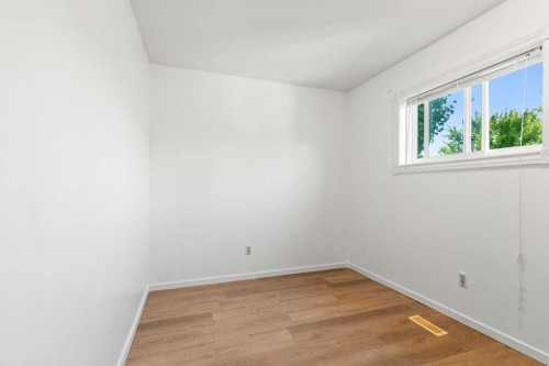 56 Elder Street, Red Deer, AB - Indoor Photo Showing Other Room