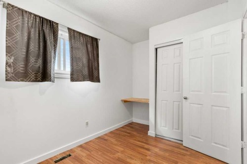 56 Elder Street, Red Deer, AB - Indoor Photo Showing Other Room