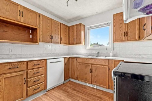 56 Elder Street, Red Deer, AB - Indoor Photo Showing Kitchen