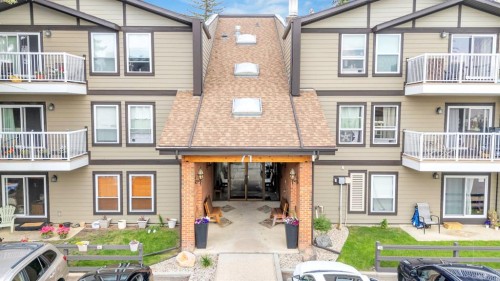 301-71 Cosgrove Crescent, Red Deer, AB - Outdoor With Balcony With Facade