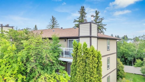 301-71 Cosgrove Crescent, Red Deer, AB - Outdoor