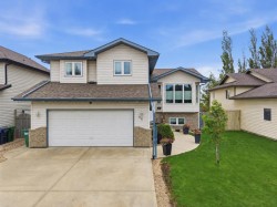 46 Lagrange Crescent Red Deer, AB T4R 3K4