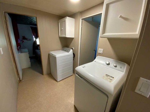 25 Mobile Drive Ne, Three Hills, AB 