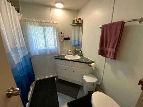 25 Mobile Drive Ne, Three Hills, AB 