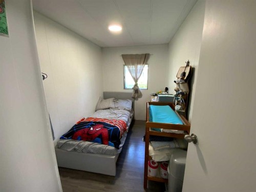 25 Mobile Drive Ne, Three Hills, AB 