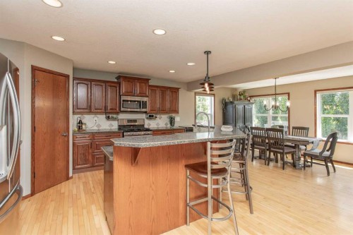 715 700 Ramage Close, Red Deer, AB - Indoor