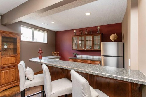 715 700 Ramage Close, Red Deer, AB - Indoor