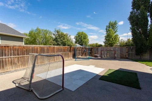 715 700 Ramage Close, Red Deer, AB - Outdoor
