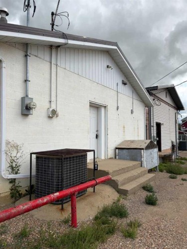 4905 50 Avenue, Consort, AB 