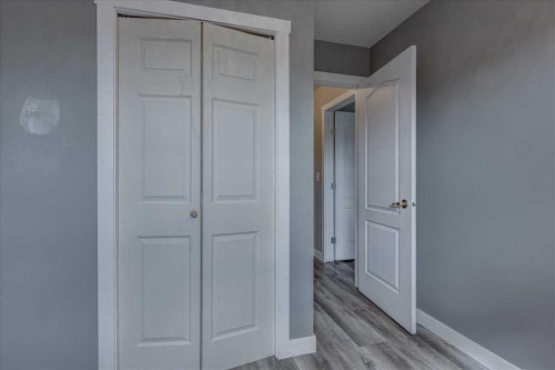 134 Douglas Avenue, Red Deer, AB - Indoor Photo Showing Other Room