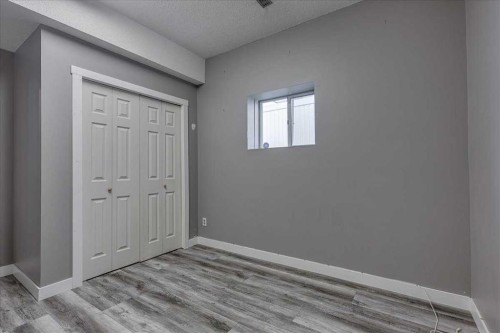 134 Douglas Avenue, Red Deer, AB - Indoor Photo Showing Other Room