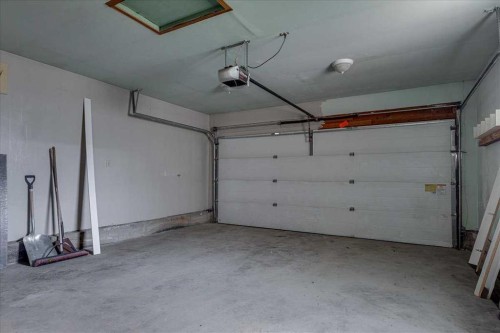 134 Douglas Avenue, Red Deer, AB - Indoor Photo Showing Garage