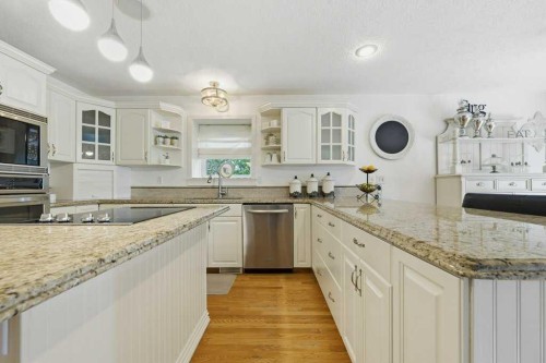 37 Ashmore Close, Red Deer, AB 