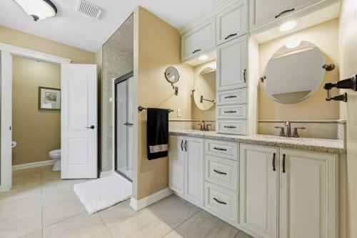 37 Ashmore Close, Red Deer, AB 