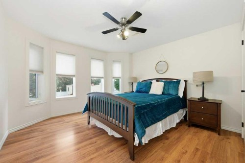 37 Ashmore Close, Red Deer, AB 
