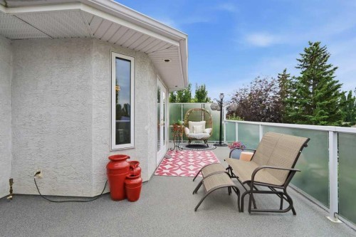 37 Ashmore Close, Red Deer, AB 