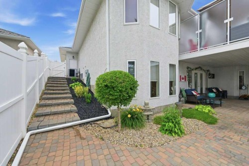 37 Ashmore Close, Red Deer, AB 