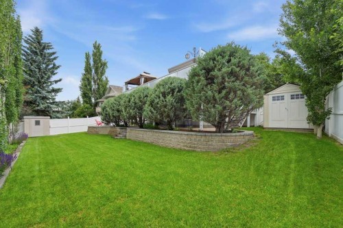 37 Ashmore Close, Red Deer, AB 