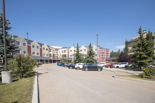 226-6 Michener Boulevard, Red Deer, AB - Outdoor