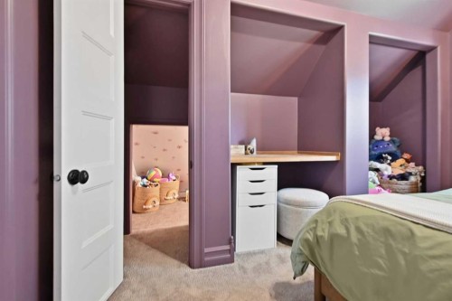 5808 43 Avenue, Red Deer, AB - Indoor Photo Showing Bedroom