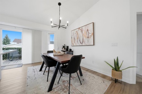 355 Duston Street, Red Deer, AB - Indoor Photo Showing Dining Room