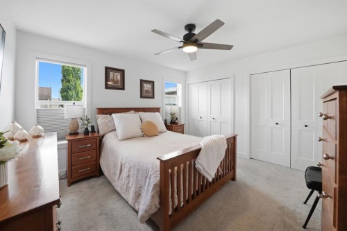 355 Duston Street, Red Deer, AB - Indoor Photo Showing Bedroom
