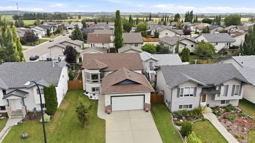 355 Duston Street, Red Deer, AB - Outdoor