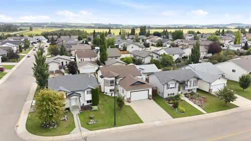 355 Duston Street, Red Deer, AB - Outdoor With View